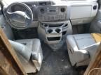 2013 Ford Econoline E450 Super Duty Cutaway Van