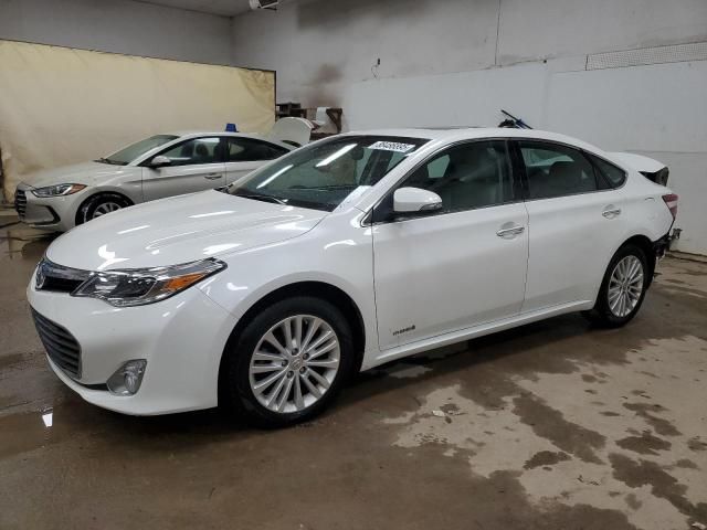 2013 Toyota Avalon Hybrid