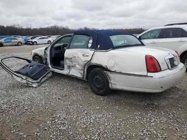 2001 Lincoln Town Car Executive