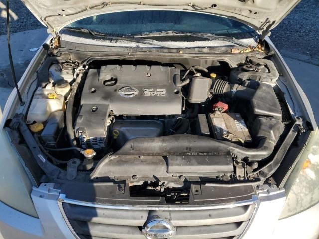 2003 Nissan Altima Base