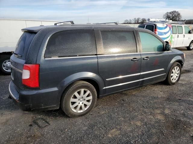 2014 Chrysler Town & Country Touring