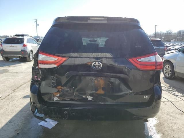 2015 Toyota Sienna LE