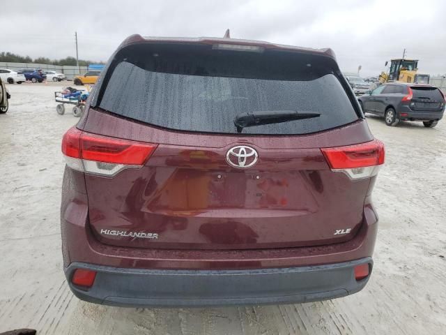 2018 Toyota Highlander SE