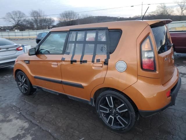 2010 KIA Soul +