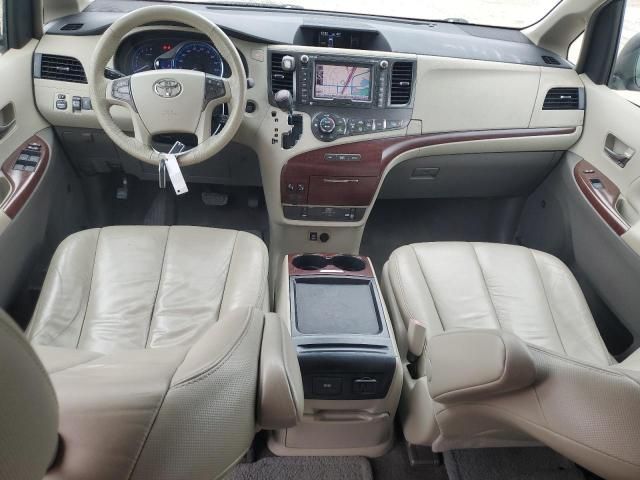 2011 Toyota Sienna XLE