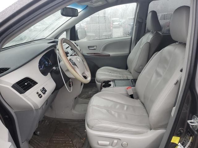 2012 Toyota Sienna XLE