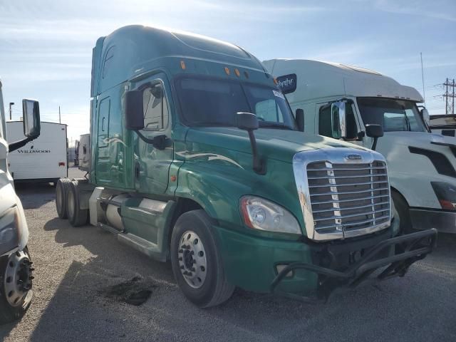 2012 Freightliner Cascadia 125