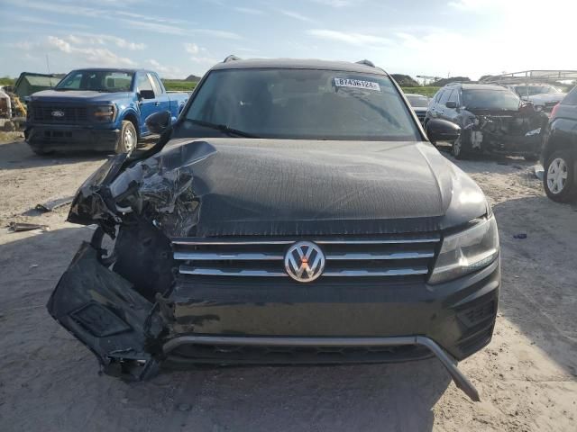 2018 Volkswagen Tiguan SE