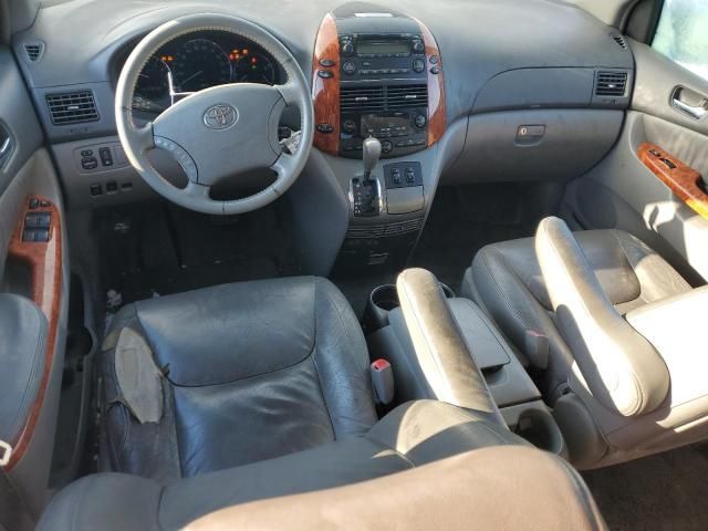 2006 Toyota Sienna XLE