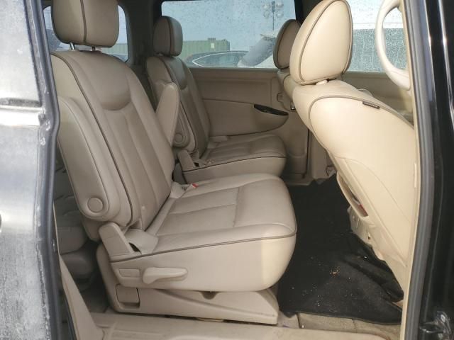 2013 Nissan Quest S