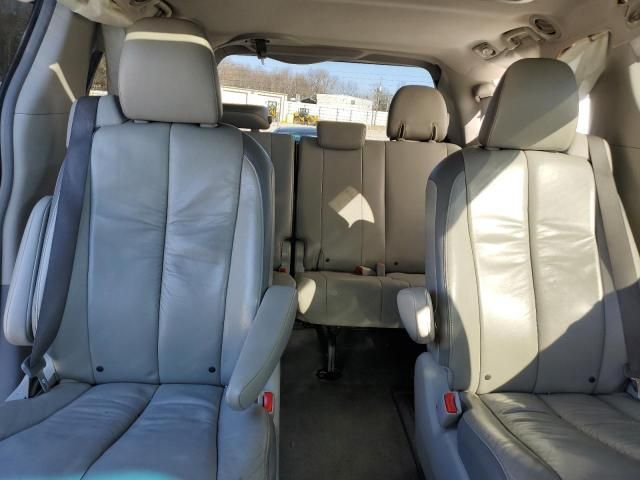 2011 Toyota Sienna XLE