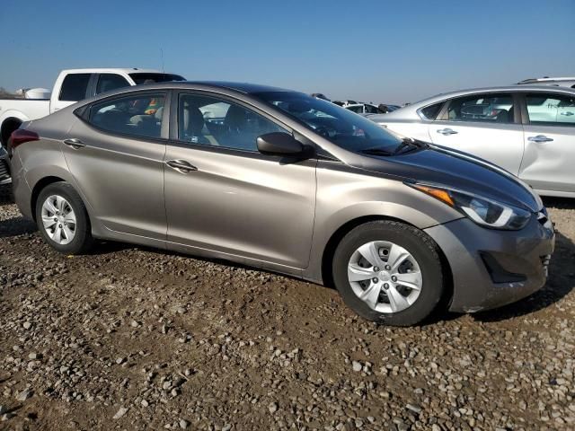 2016 Hyundai Elantra SE