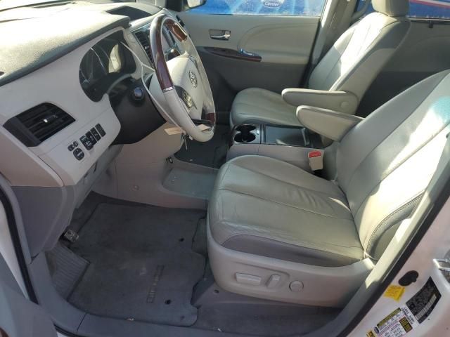 2012 Toyota Sienna XLE