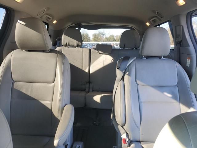 2015 Toyota Sienna XLE