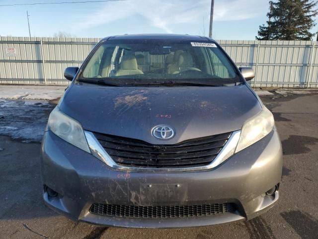 2012 Toyota Sienna LE