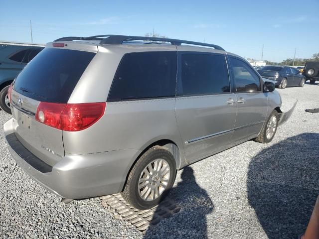 2007 Toyota Sienna XLE