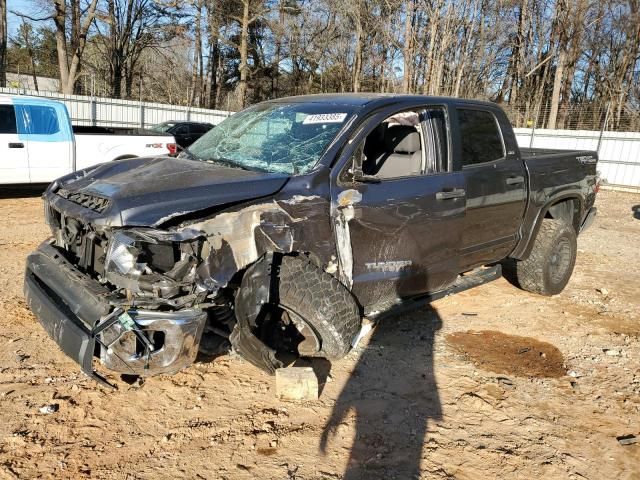 2016 Toyota Tundra Crewmax SR5