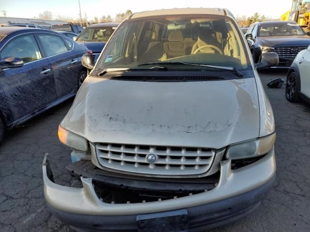 1999 Plymouth Grand Voyager SE