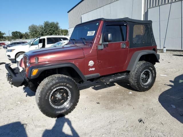 2004 Jeep Wrangler / TJ Sahara