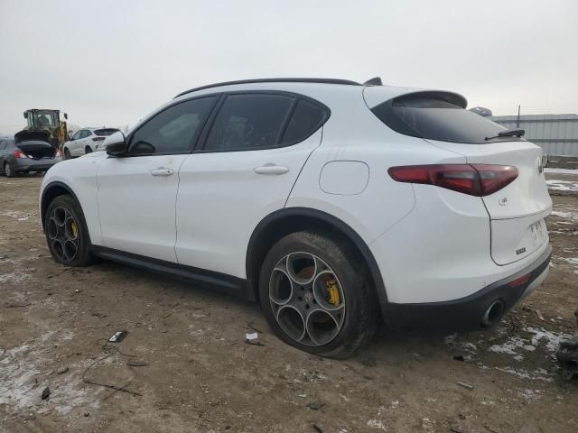 2018 Alfa Romeo Stelvio Sport