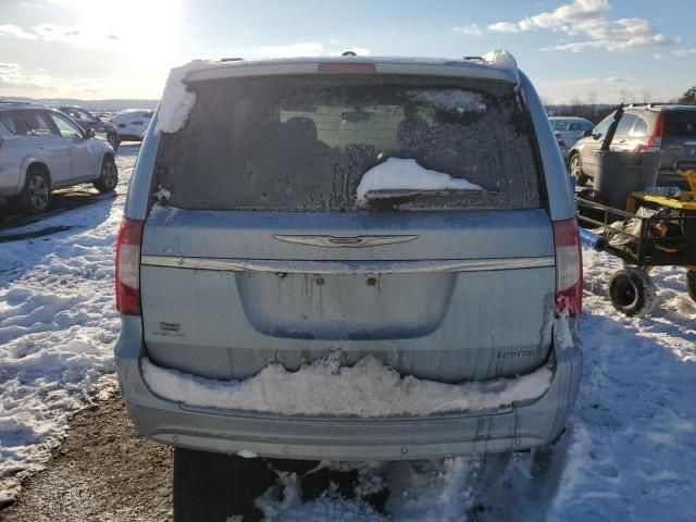 2013 Chrysler Town & Country Limited