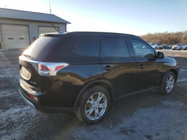 2015 Mitsubishi Outlander SE