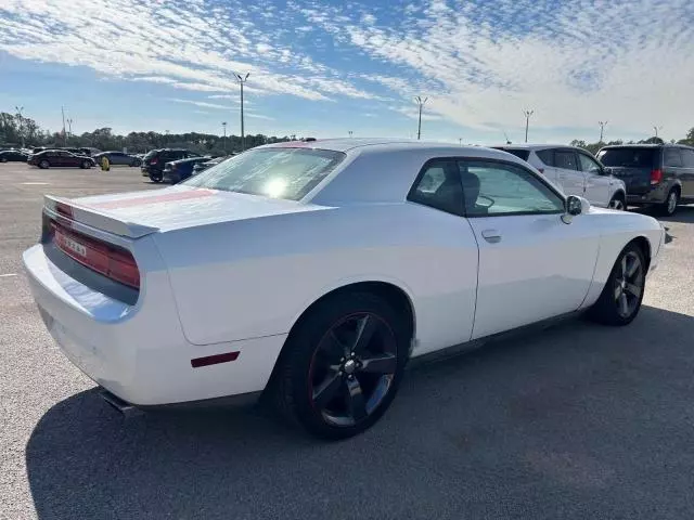 2013 Dodge Challenger SXT