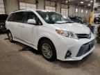 2018 Toyota Sienna XLE