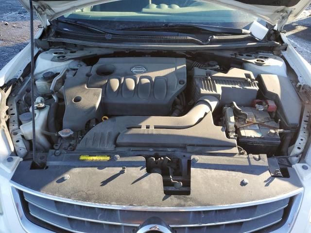 2010 Nissan Altima Base