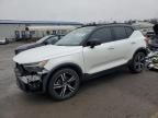 2019 Volvo XC40 T4 R-Design