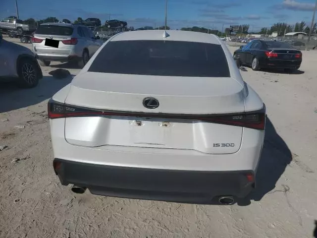 2021 Lexus IS 300