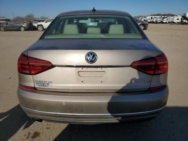 2016 Volkswagen Passat SE