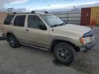 2000 Nissan Pathfinder LE