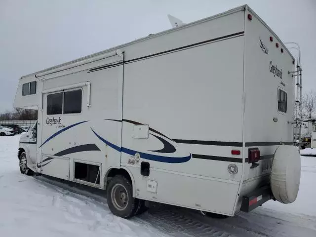 2003 Ford Econoline E450 Super Duty Cutaway Van