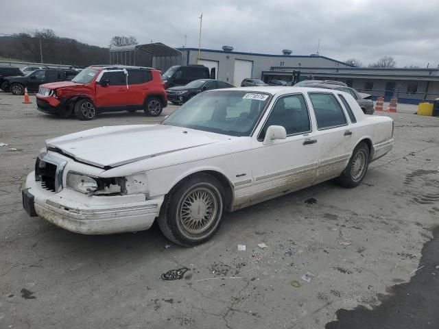 1997 Lincoln Town Car Signature