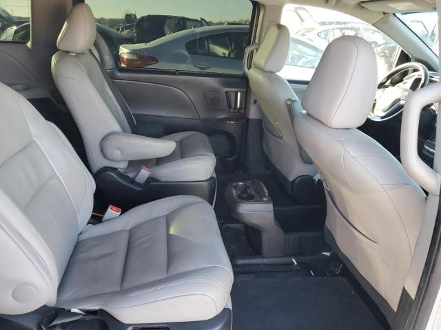 2015 Toyota Sienna XLE