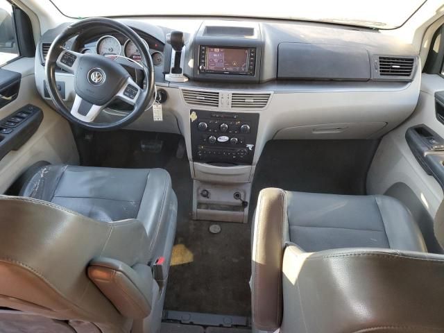 2012 Volkswagen Routan SE