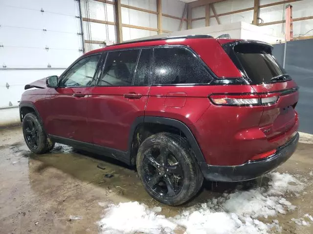 2023 Jeep Grand Cherokee Laredo