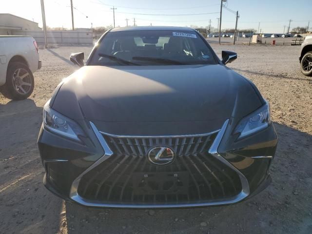 2024 Lexus ES 300H Base