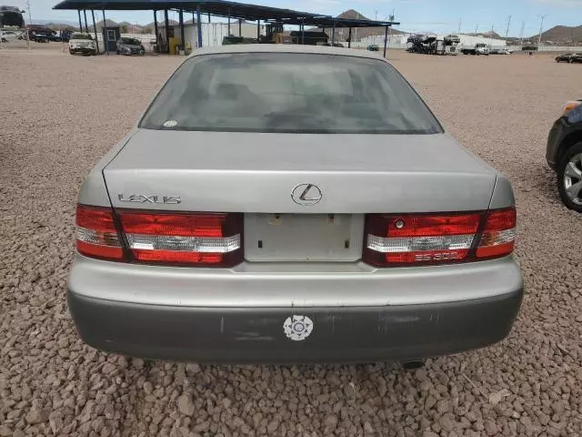 2000 Lexus ES 300