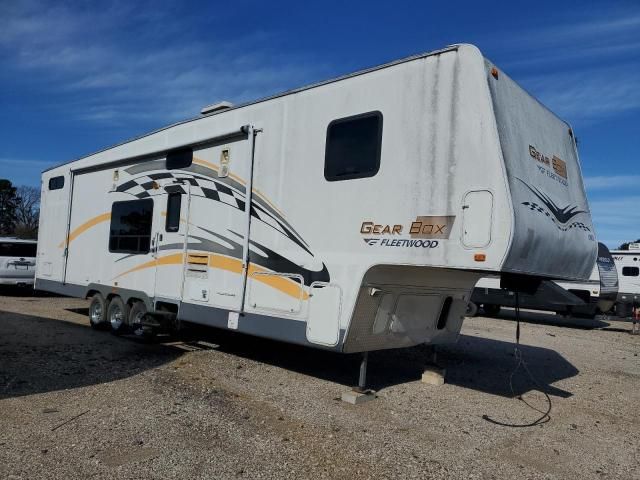 2005 Fleetwood Motorhome