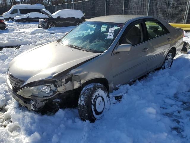 2004 Toyota Camry LE