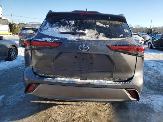 2022 Toyota Highlander Platinum