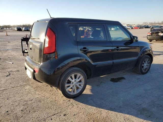 2013 KIA Soul +