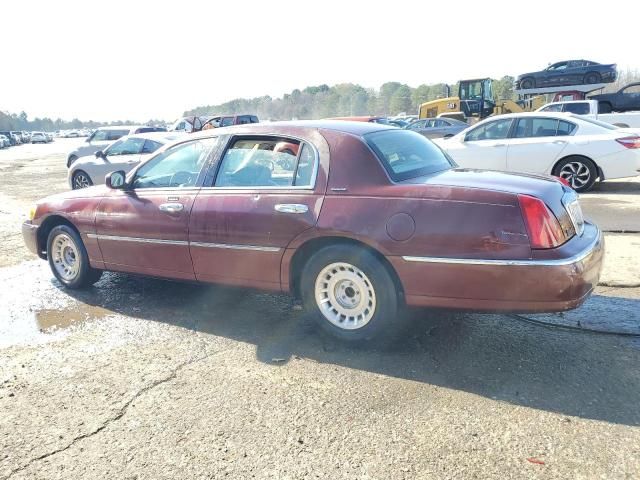 2000 Lincoln Town Car Executive