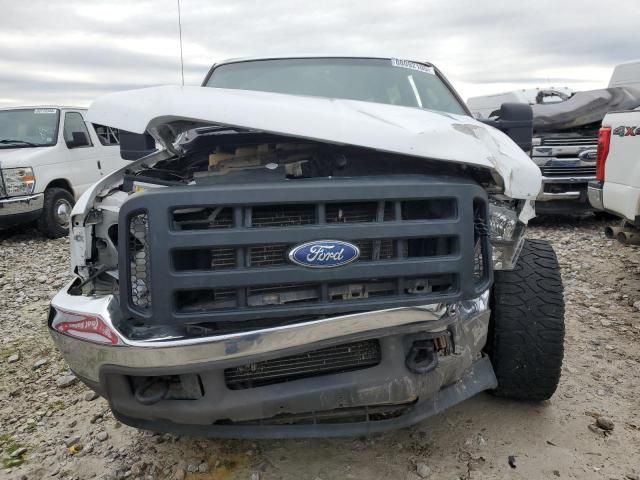 2004 Ford Excursion XLT