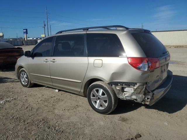 2009 Toyota Sienna CE