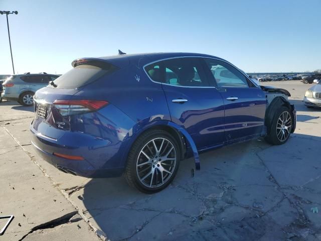 2022 Maserati Levante Base