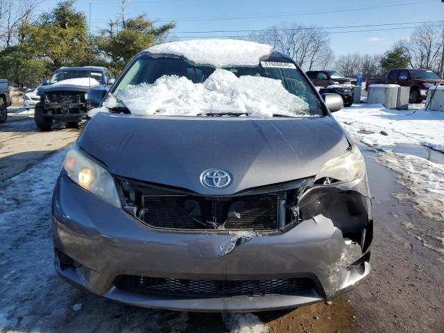 2011 Toyota Sienna LE