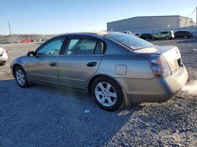 2002 Nissan Altima Base